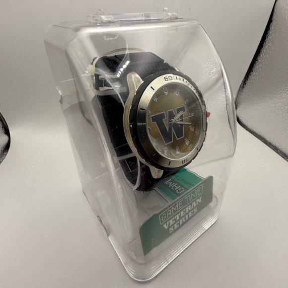 University Of Washington Huskies Watch Water Resistant Shock Resist Black Band - Picture 4 of 9